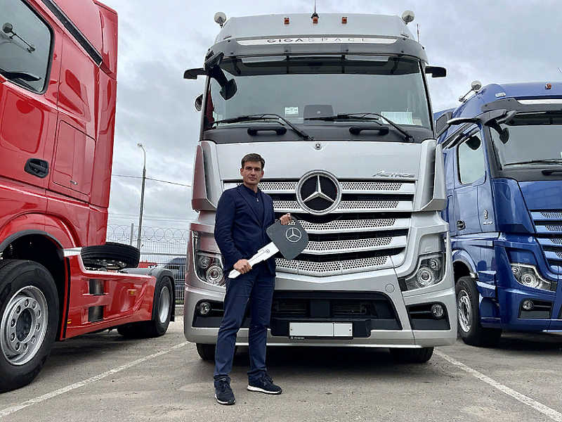 беспилотный грузовик Mercedes Actros 1845